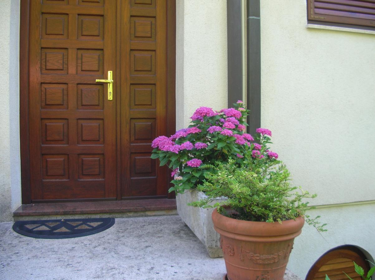 Vacation Home Lucija Slatina  Exterior foto